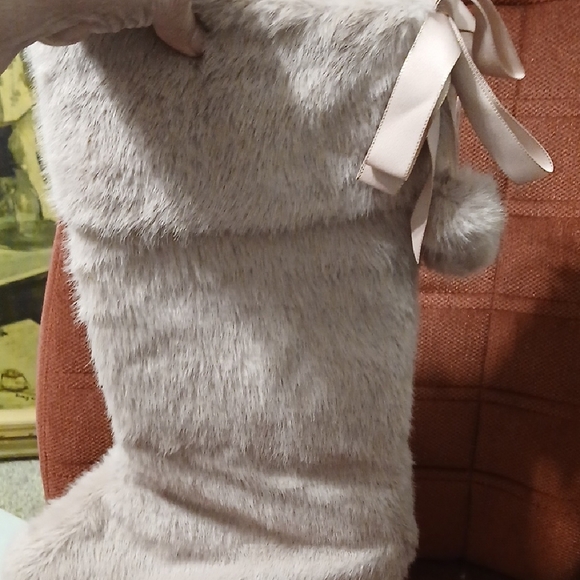 Victoria's Secret Luxurious Pink Stocking with Gold Accent - Picture 7 of 7